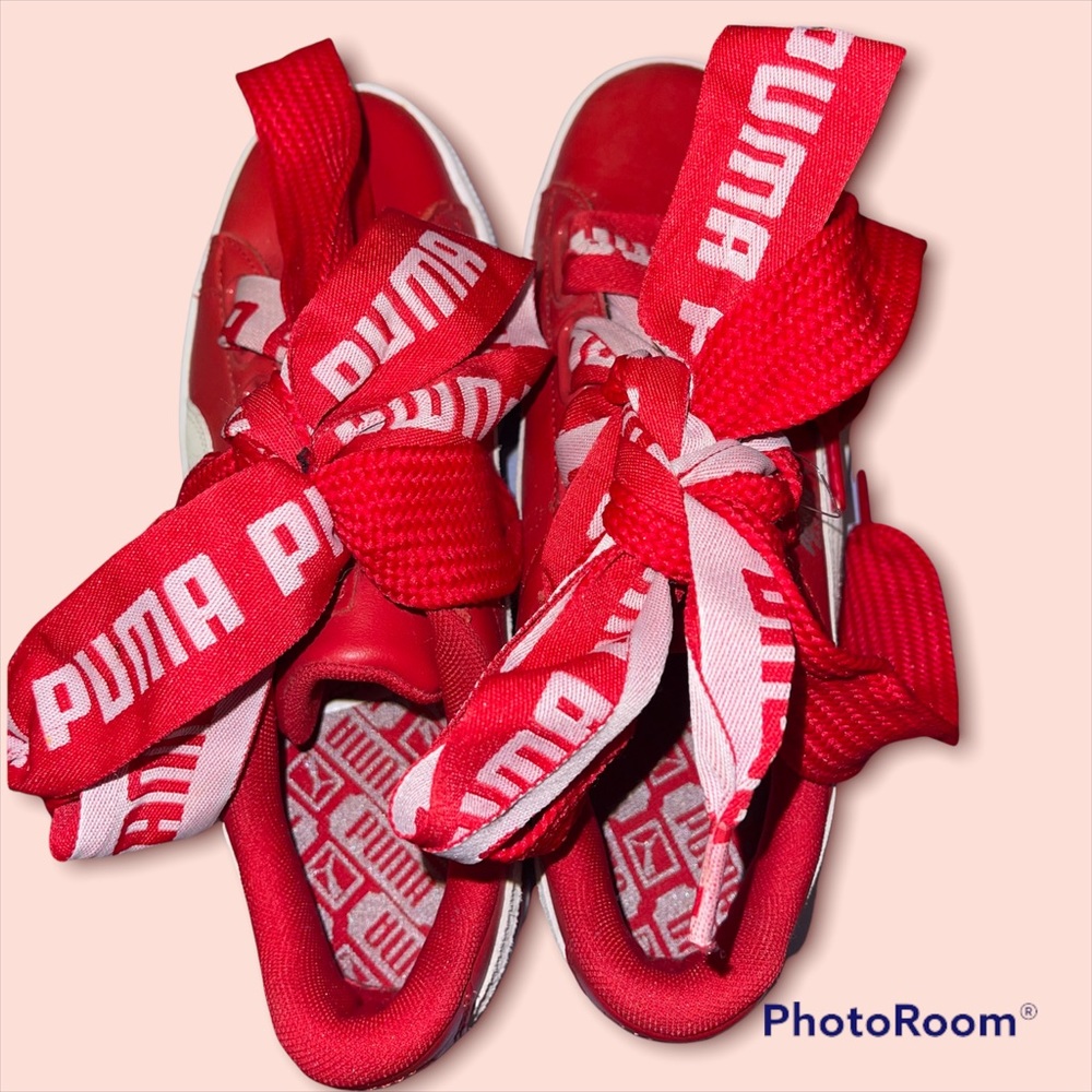 Puma Basket Heart Sneakers❣️